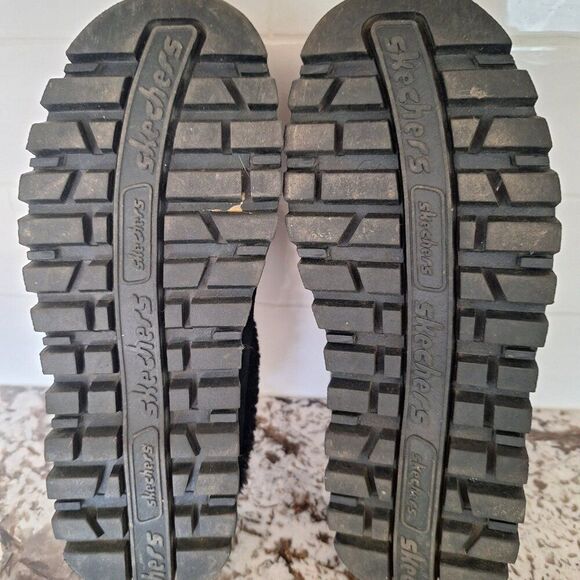 Skechers Black Suede clogs mules size 7US - Picture 9 of 10